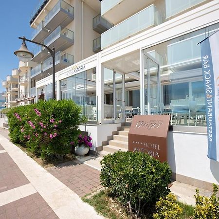 Hotel Astoria Caorle Buitenkant foto