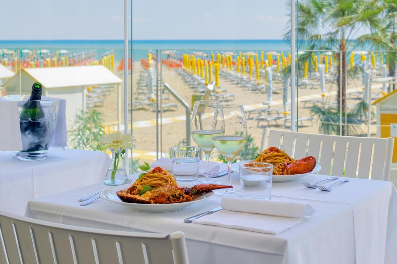 Hotel Astoria Caorle Buitenkant foto