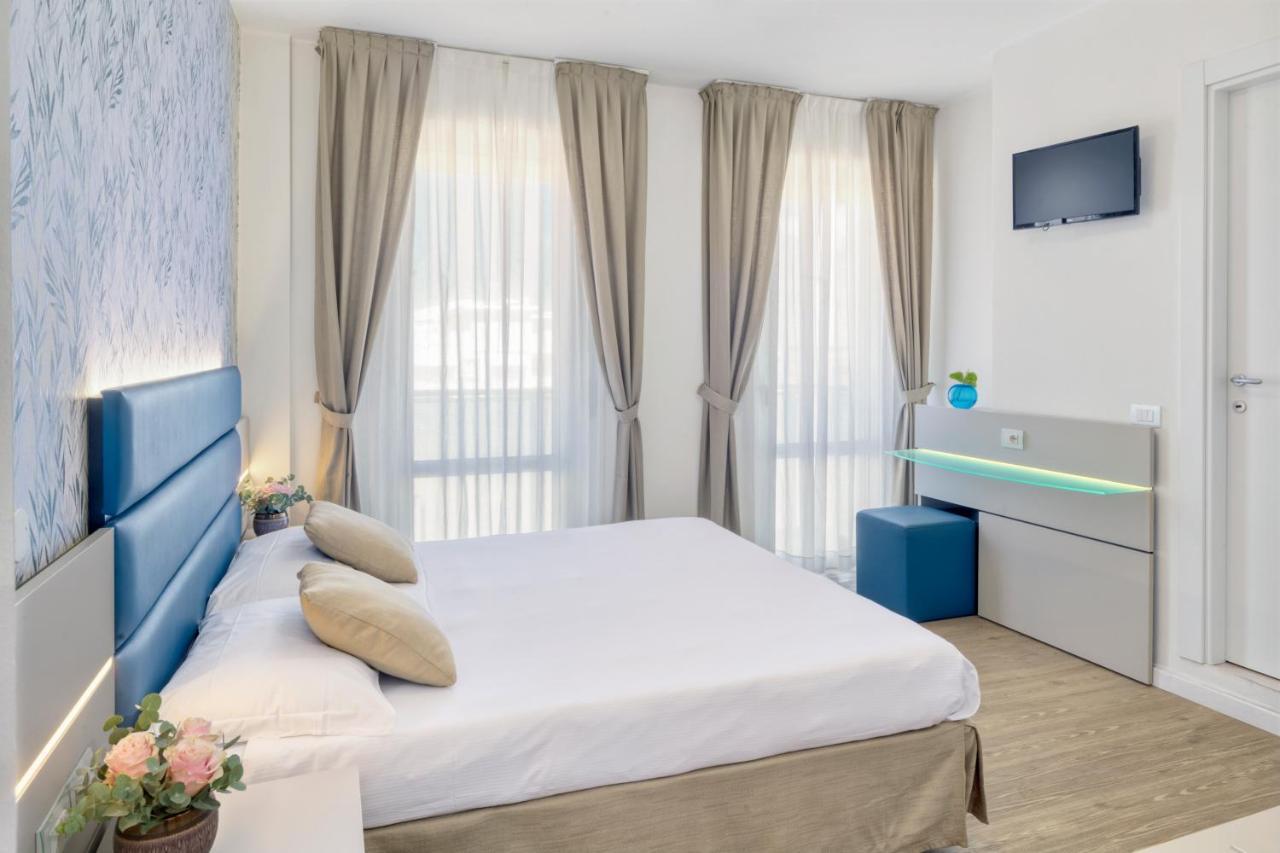 Hotel Astoria Caorle Buitenkant foto