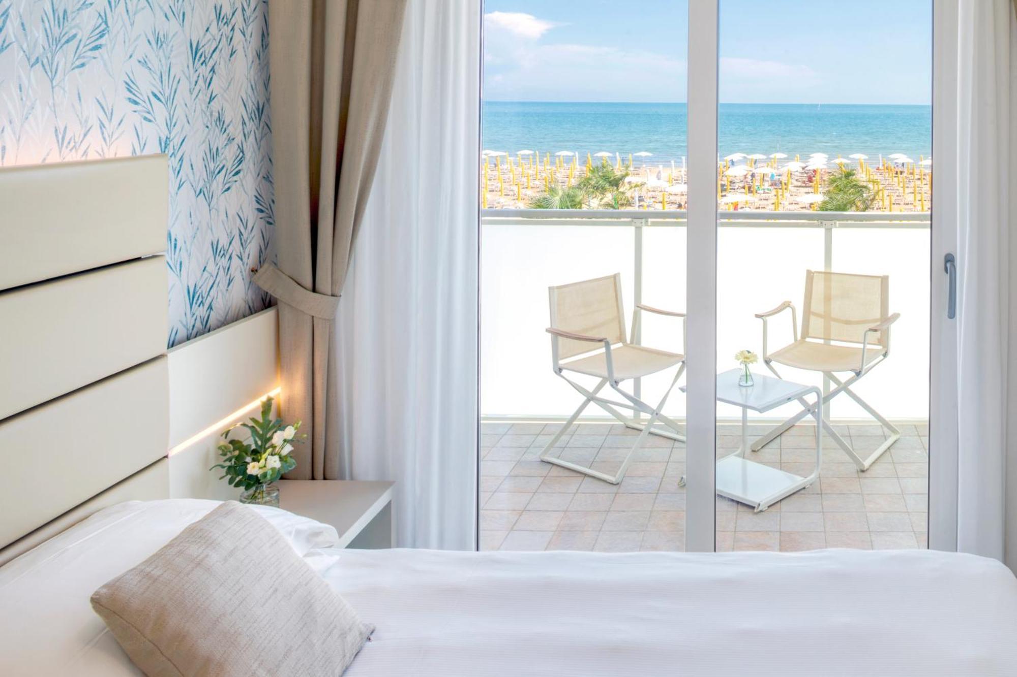 Hotel Astoria Caorle Buitenkant foto