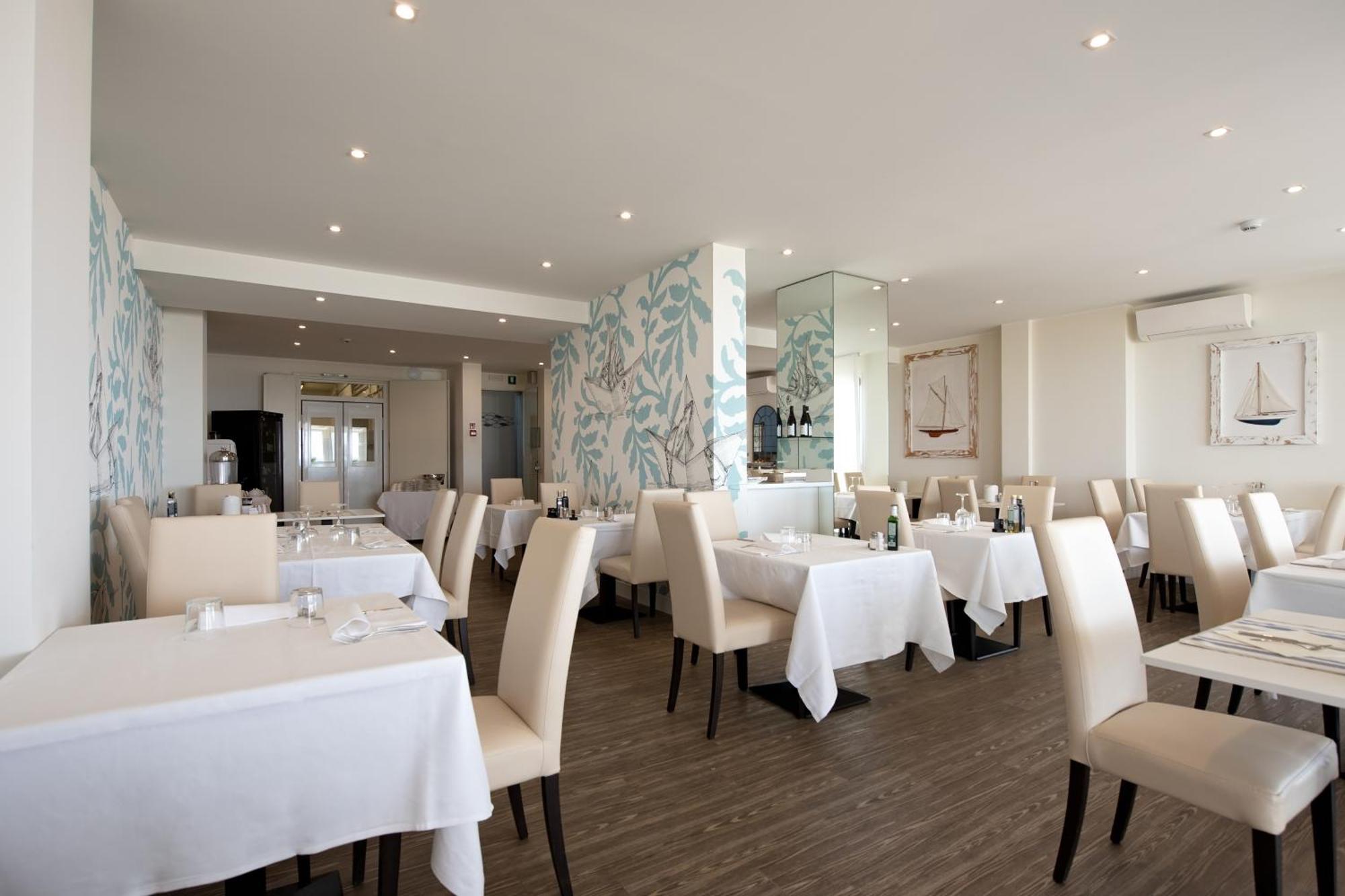 Hotel Astoria Caorle Buitenkant foto